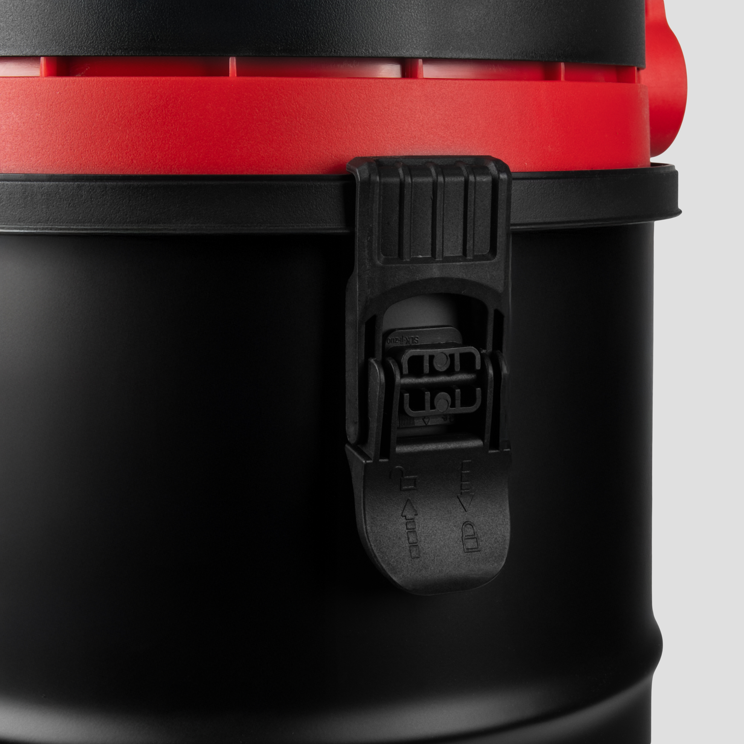 ODKURZACZ PRZEMYSŁOWY Z OTRZĄSACZEM BEZWORKOWY DO PYŁU GIPSU GNIAZDO 2000W - obrazek 15